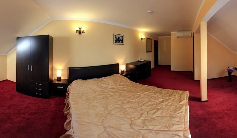 La Storia Guest House Piteşti Exteriör bild