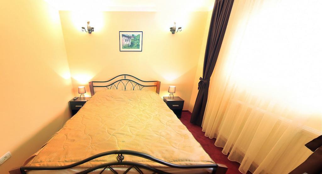 La Storia Guest House Piteşti Exteriör bild